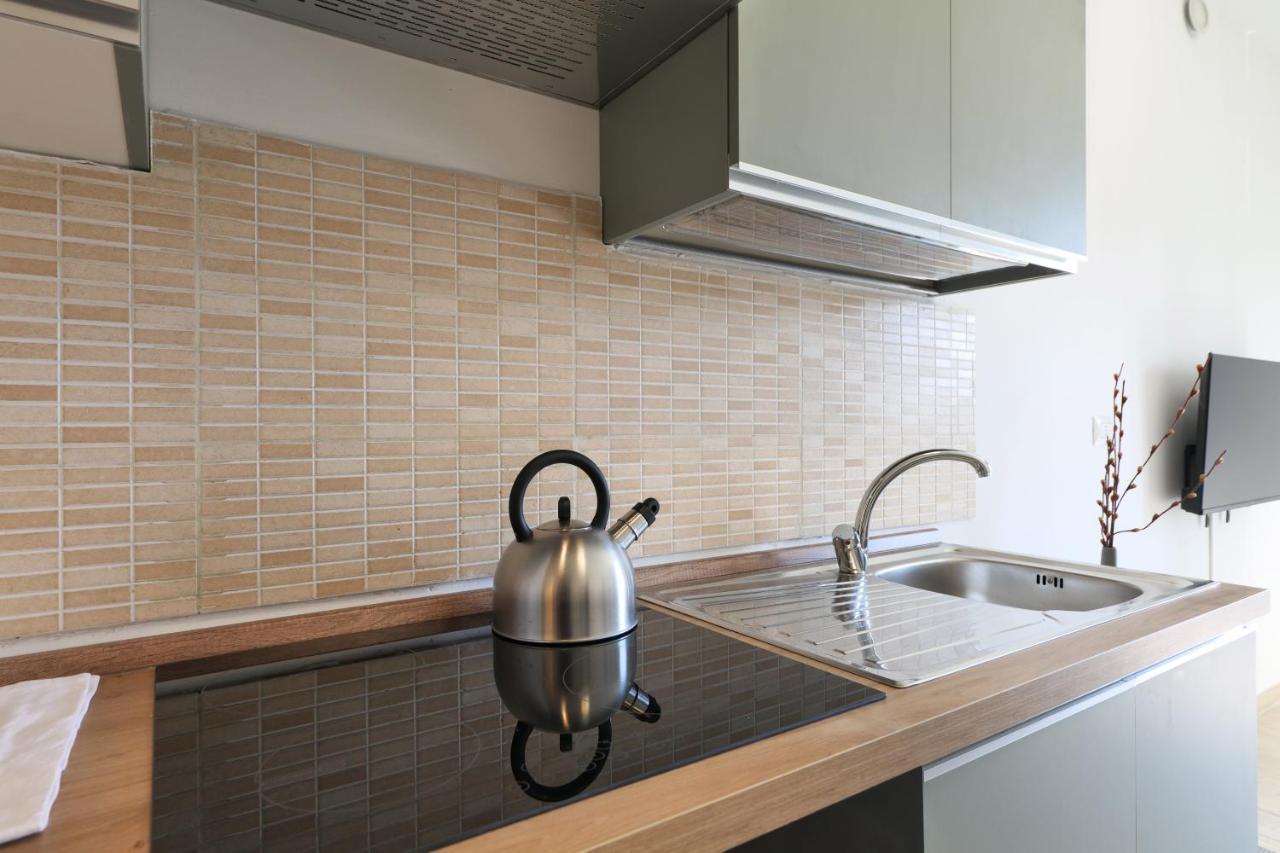 Primopiano - Bonomi Appartement Milaan Buitenkant foto