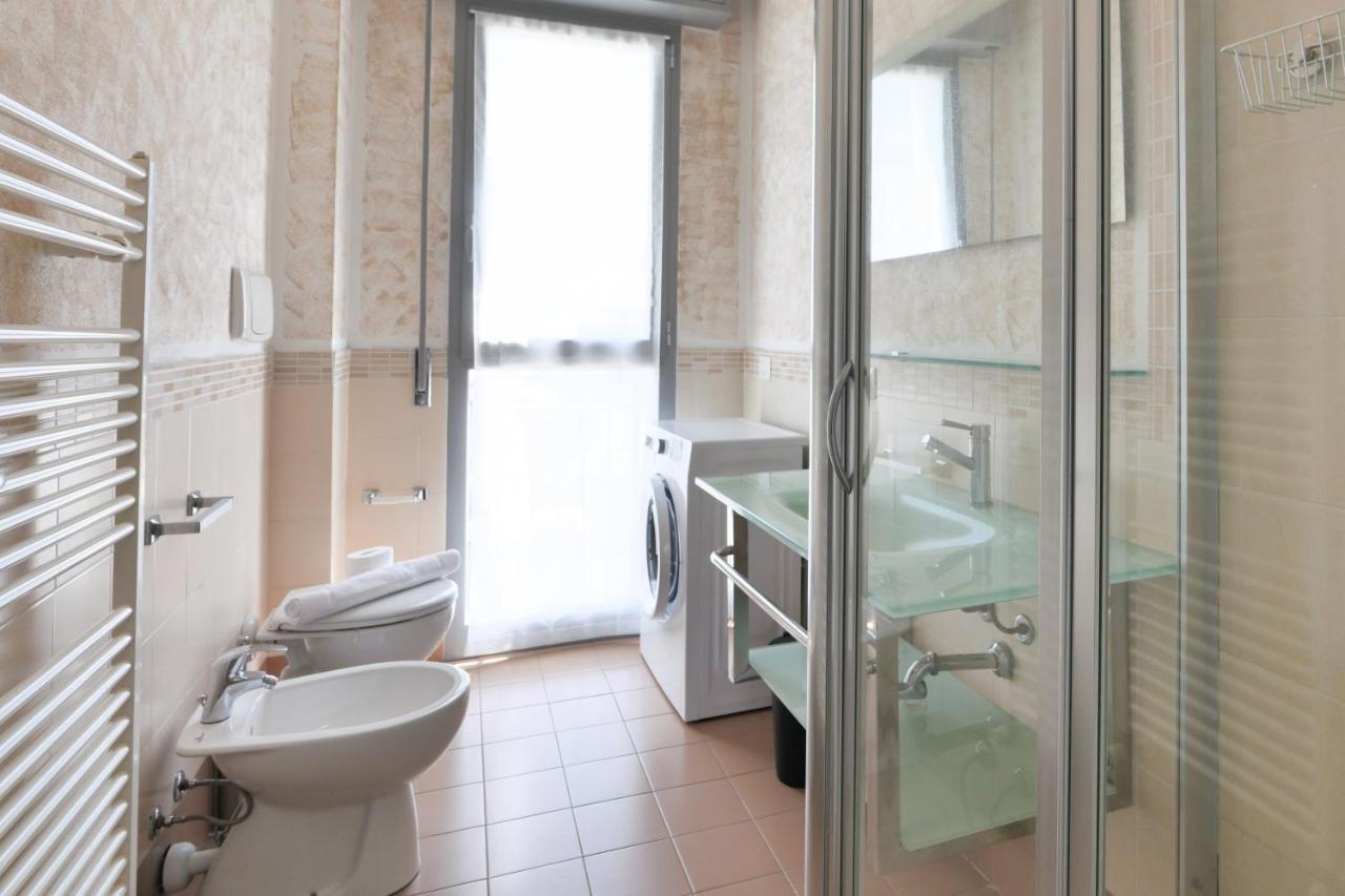 Primopiano - Bonomi Appartement Milaan Buitenkant foto