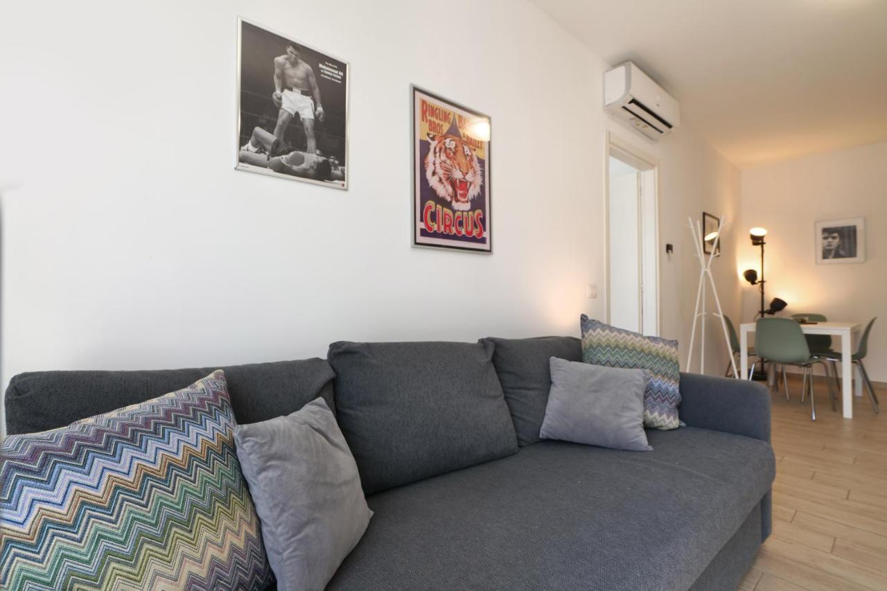 Primopiano - Bonomi Appartement Milaan Buitenkant foto